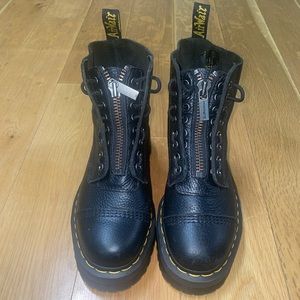 Dr. Martens Sinclair Boots